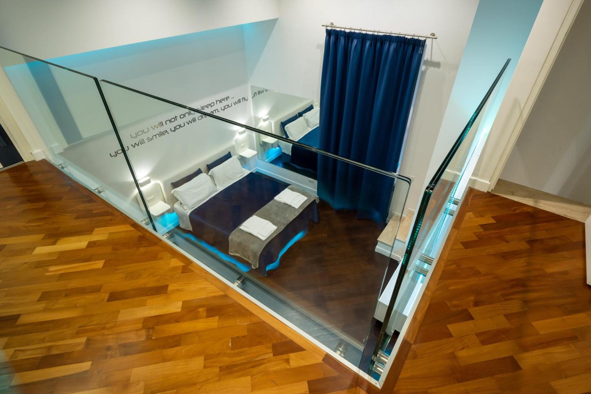 ナポリ Skyhouse Duomo Bed & Breakfast エクステリア 写真