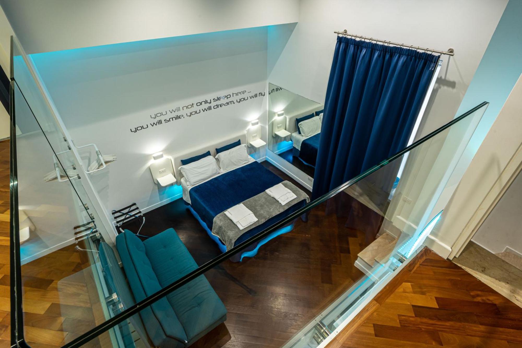 ナポリ Skyhouse Duomo Bed & Breakfast エクステリア 写真