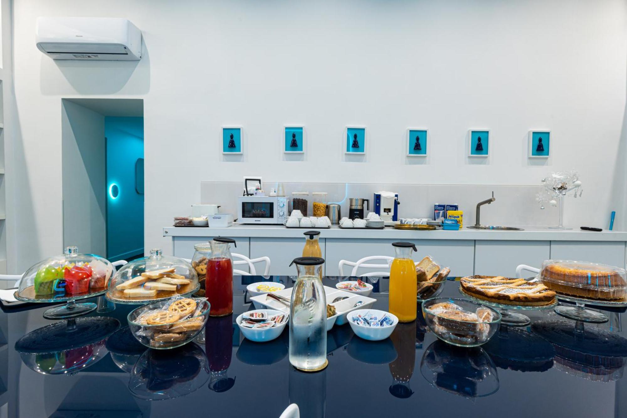 ナポリ Skyhouse Duomo Bed & Breakfast エクステリア 写真